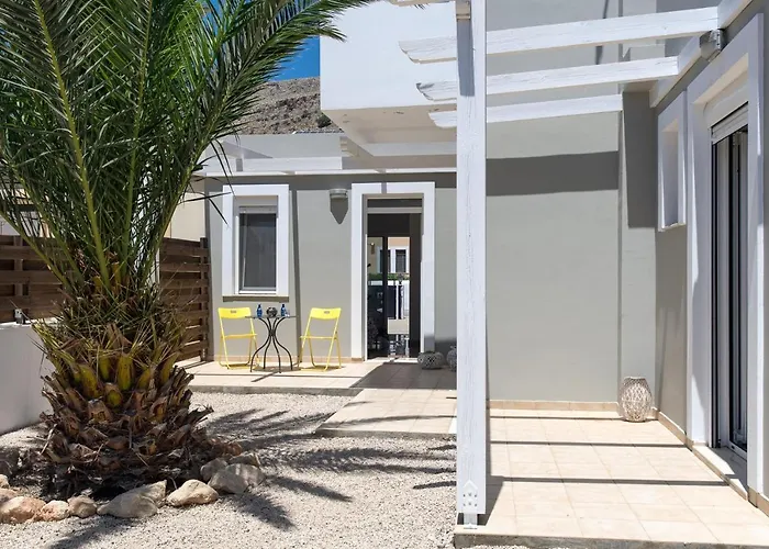 Villa Alexia By *